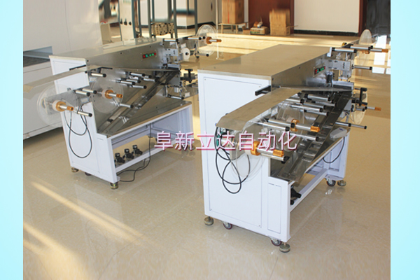 待發(fā)貨的啟動電容器卷繞機
